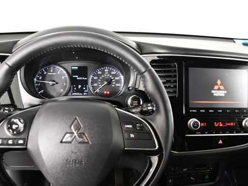 Used 2020 Mitsubishi Outlander SEL AWD/4WD image 16