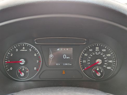 Used 2017 Kia Sorento LX image 21