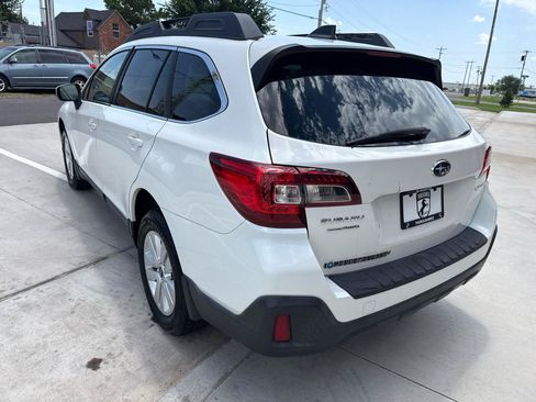 Used 2018 Subaru Outback 2.5i Premium AWD/4WD image 15