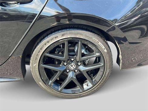 Used 2022 Honda Civic Sport image 11