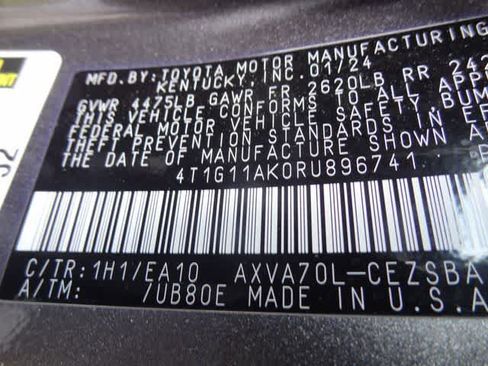 Used 2024 Toyota Camry SE FWD image 37