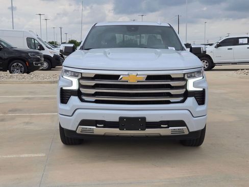 Used 2026 Chevrolet Silverado 1500 High Country image 8