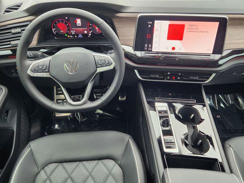 New 2026 Volkswagen Atlas SEL Premium R-Line AWD/4WD image 3