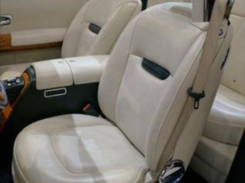 Used 2008 Rolls-Royce Phantom Drophead Coupe RWD image 12