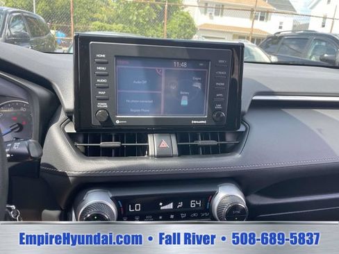Used 2022 Toyota RAV4 LE AWD/4WD image 21