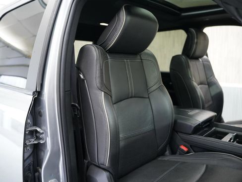 Used 2022 RAM 3500 Limited image 29