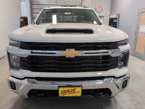 New 2026 Chevrolet Silverado 3500 LT w/ All Star Edition image 6