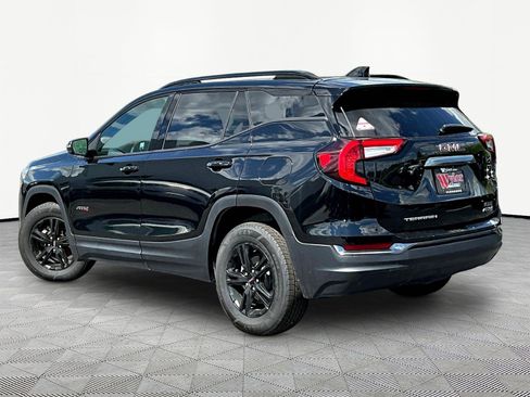 Used 2023 GMC Terrain AT4 AWD/4WD image 4