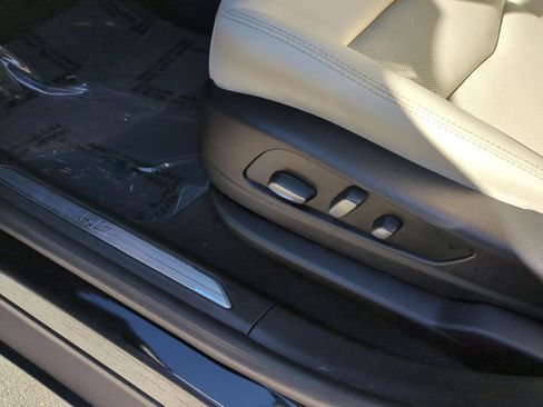 Used 2020 Cadillac XT5 Sportv image 17