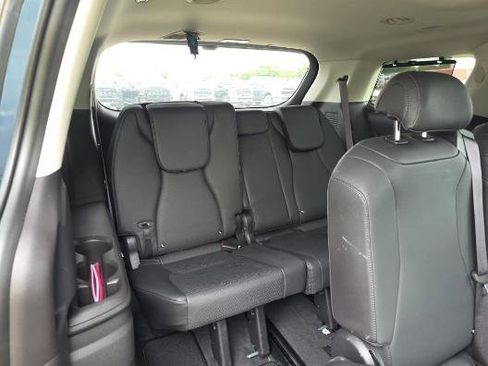 Used 2025 Kia Carnival SX Prestige FWD image 16