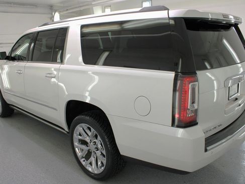 Used 2018 GMC Yukon XL Denali w/ Denali Ultimate Package image 6