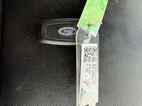 Used 2019 Ford F150 Lariat w/ Equipment Group 502A Luxury AWD/4WD image 25