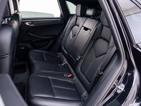 Certified 2023 Porsche Macan GTS AWD/4WD image 17
