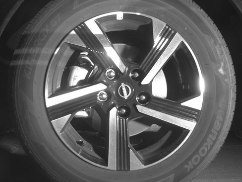 Used 2025 Nissan Sentra SV FWD image 12