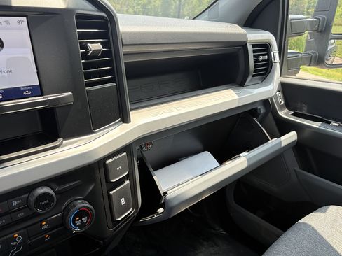 New 2026 Ford F250 XL w/ STX Appearance Package AWD/4WD image 35