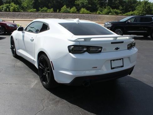 Used 2021 Chevrolet Camaro SS RWD image 10