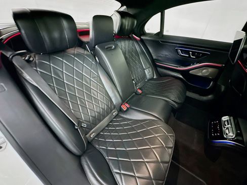 Used 2021 Mercedes-Benz S 580 4MATIC Sedan image 26