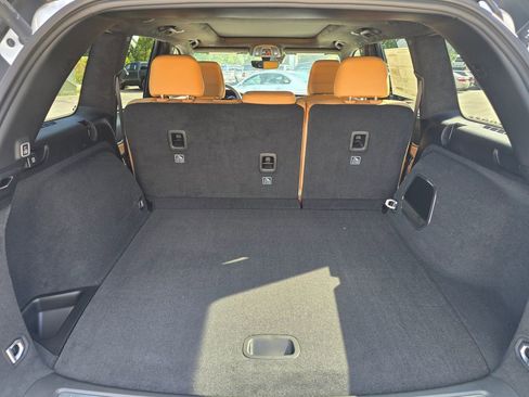 New 2025 Jeep Grand Cherokee Summit image 15