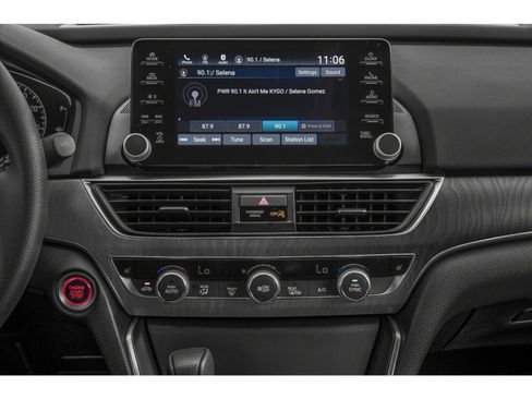 Used 2018 Honda Accord EX image 10