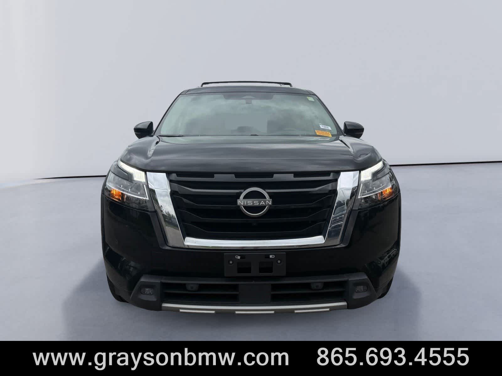 Used 2023 Nissan Pathfinder Platinum w/ Cargo Package AWD/4WD image 8