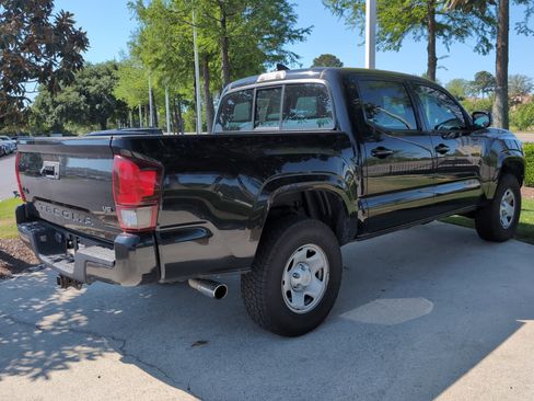 Used 2018 Toyota Tacoma SR w/ SR Convenience Package image 10