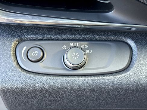 New 2026 Buick Envista Preferred w/ Convenience I Package image 10