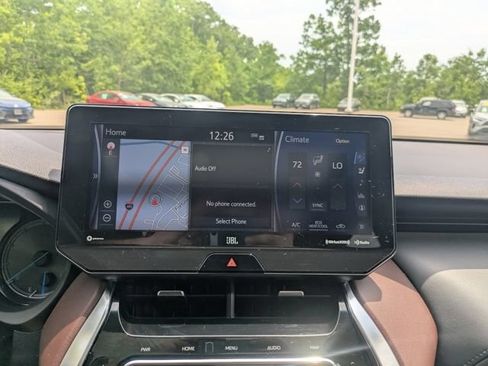 Used 2021 Toyota Venza Limited w/ Advanced Technology Package AWD/4WD image 25