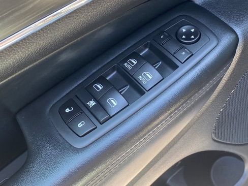 Used 2020 Jeep Grand Cherokee Limited AWD/4WD image 12