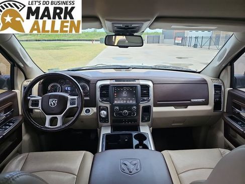 Used 2014 RAM 1500 Laramie w/ Convenience Group AWD/4WD image 19