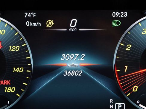 Certified 2022 Mercedes-Benz GLC 300 4MATIC image 17