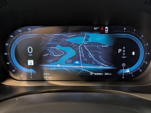 Used 2025 Volvo XC60 B5 Core w/ Climate Package image 18