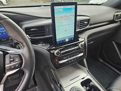 Used 2023 Ford Explorer ST w/ Equipment Group 401A image 31