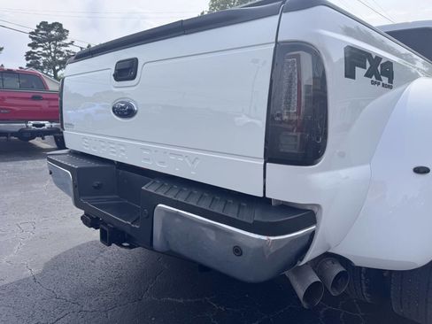 Used 2014 Ford F450 Lariat w/ Lariat Ultimate Package AWD/4WD image 18