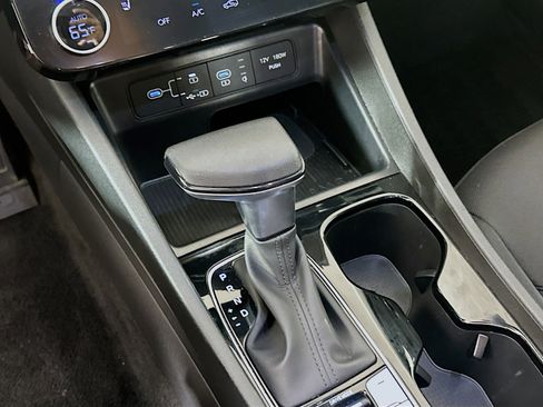 Used 2025 Hyundai Tucson SEL FWD image 24