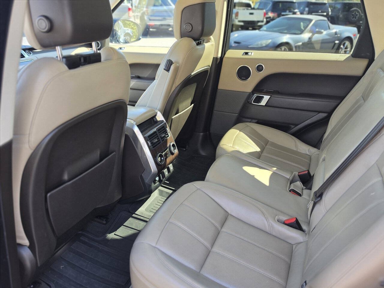 Used 2019 Land Rover Range Rover Sport HSE AWD/4WD image 23