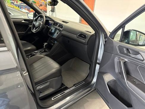 Used 2024 Volkswagen Tiguan SE R-Line AWD/4WD image 54