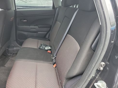 Used 2017 Mitsubishi Outlander Sport ES image 19