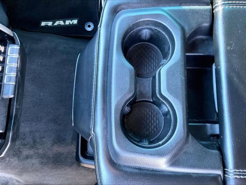 Used 2019 RAM 1500 Laramie image 20