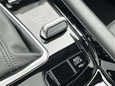 New 2025 Jeep Compass Limited w/ Elite Group image 33