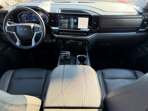 Used 2024 Chevrolet Silverado 1500 LT Trail Boss w/ LT Trail Boss Premium Package image 12