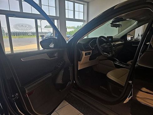 Used 2022 Ford Escape SE AWD/4WD image 11