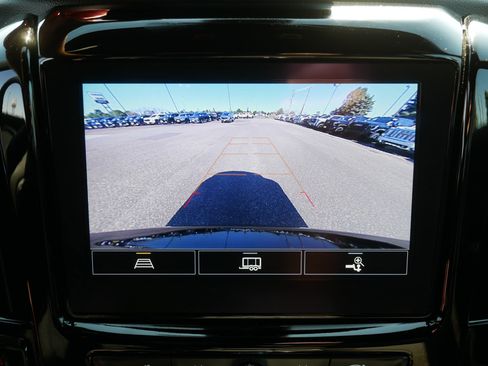 Used 2023 Chevrolet Traverse LT w/ Midnight/Sport Edition AWD/4WD image 27
