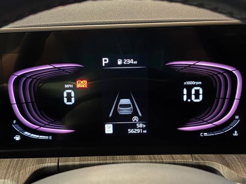 Used 2023 Kia Telluride EX w/ EX Captain's Chair Package AWD/4WD image 21
