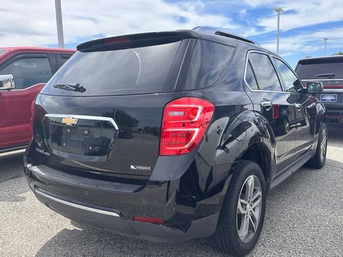 Used 2017 Chevrolet Equinox Premier w/ Enhanced Convenience Package AWD/4WD image 4