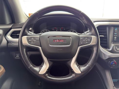 Used 2019 GMC Acadia SLE image 16