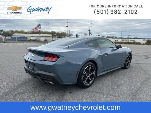 Used 2024 Ford Mustang Coupe RWD image 5