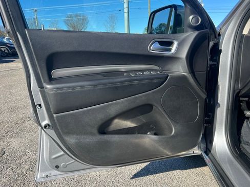 Used 2020 Dodge Durango SXT w/ 3rd Row Seating Group image 9