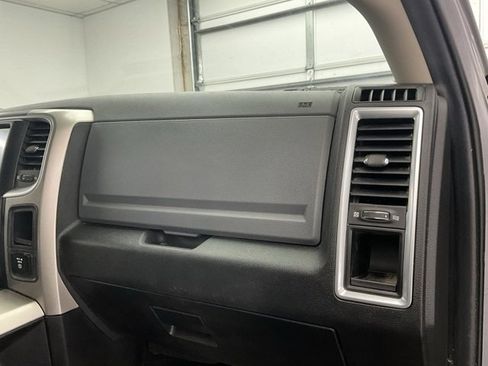 Used 2019 RAM 1500 Classic Warlock image 10