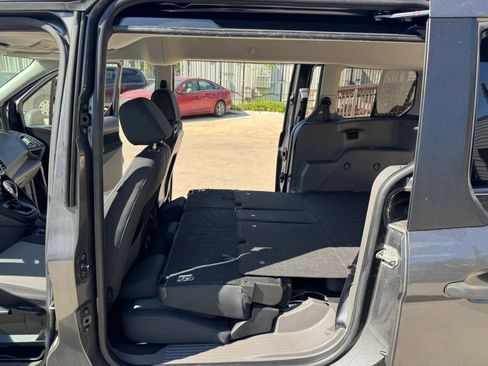Used 2021 Ford Transit Connect XL image 34