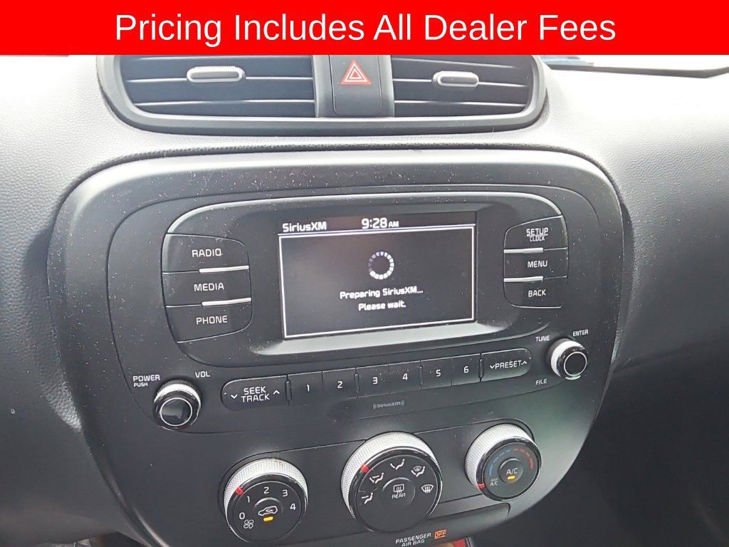 Used 2017 Kia Soul FWD image 10